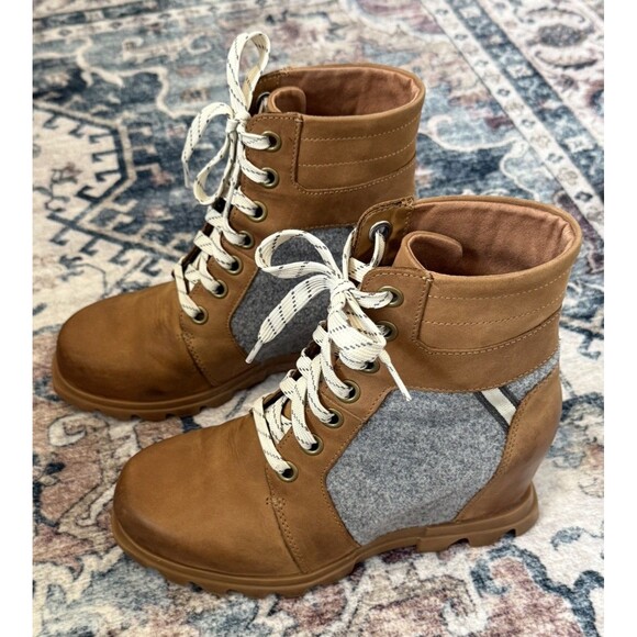 Sorel Joan Of Arctic Wedge III Lexie Boots Sz 9 EUR 40 Brown Leather Waterproof - Picture 2 of 8